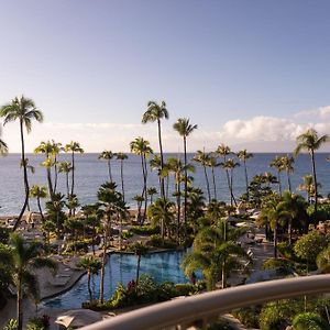 Kukahi King Room Ocean View Mid Floor